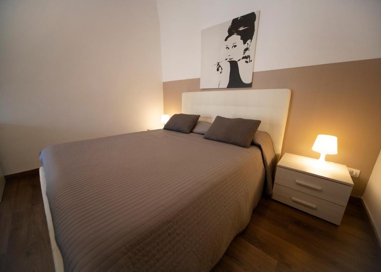 Zurria Rooms カターニア エクステリア 写真