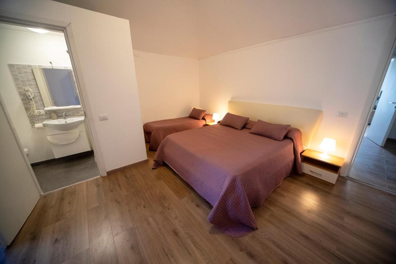 Zurria Rooms カターニア エクステリア 写真